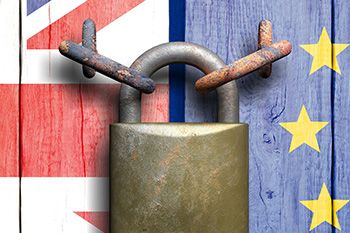 Lock between UK and EU